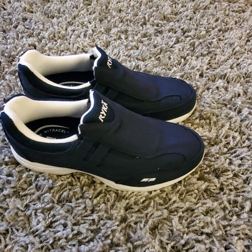 Ladies RYKA Slip On Shoes Size 6.5